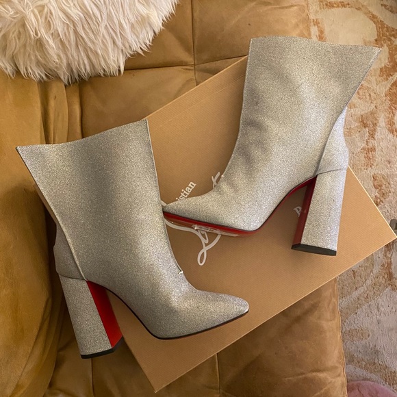 NIB Christian Louboutin Silver Glitter Booties 40 - Picture 4 of 5